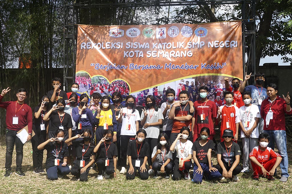 Rekoleksi Siswa Katolik SMP Negeri Kota Semarang