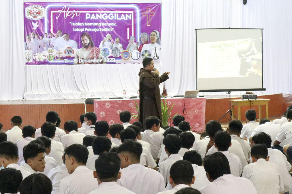 Aksi Panggilan Menyambut HUT Yayasan P.A.K Semarang Ke-215